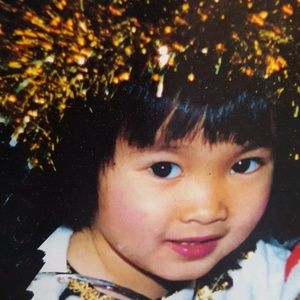 Meet your Posher, Holly