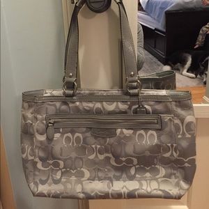 Coach purse no smoke home