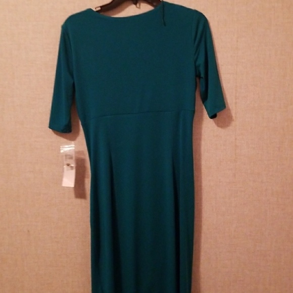 Dress - Picture 3 of 3