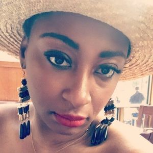 Meet your Posher, Lashandra