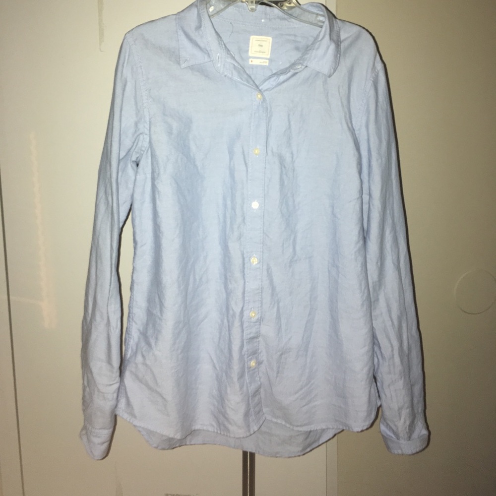 GAP Light blue long sleeve button down shirt.