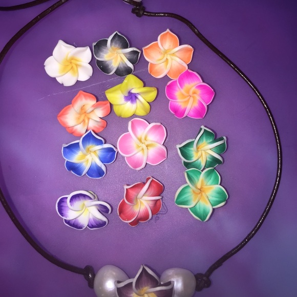 PEARL FLOWER CHOKER!! - Picture 2 of 3