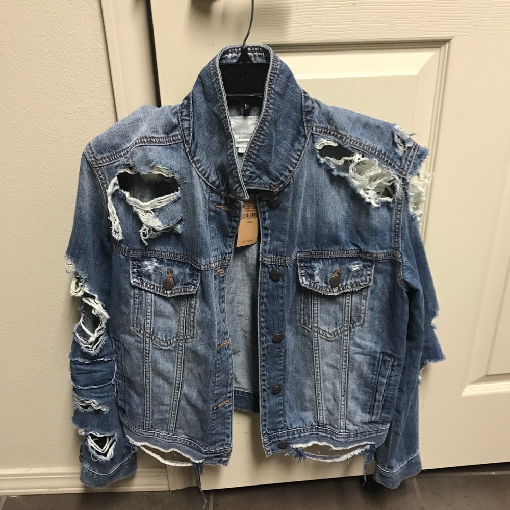 NEW American Eagle Destroyed Denim Jacket