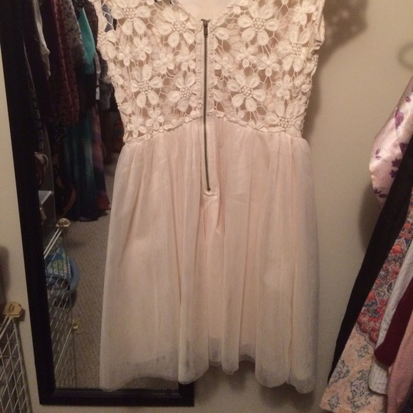 Forever 21 tulle dress - Picture 2 of 2