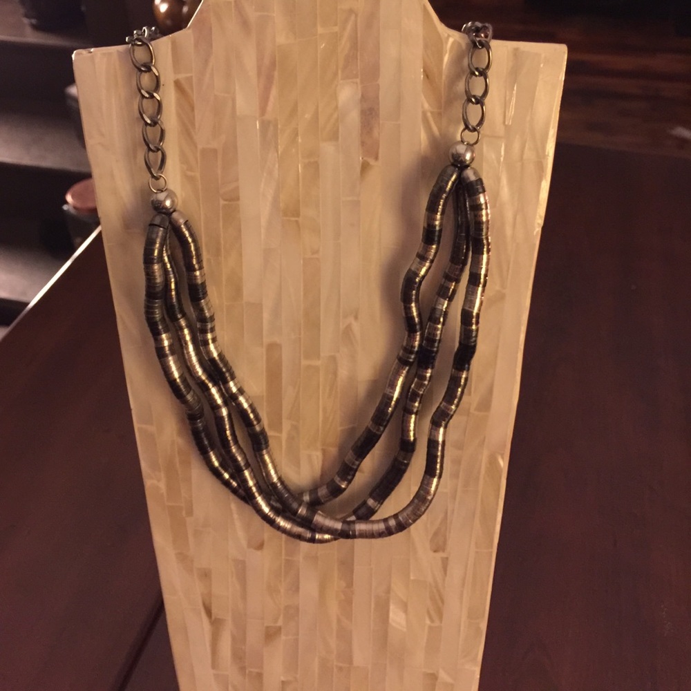 New Silver-Tone Metal Necklace