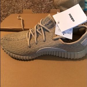 Yeezy Boost size 7
