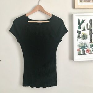 Ribbed Short Sleeved Black Knit Top