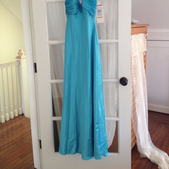 Prom evening gown - Picture 5 of 7