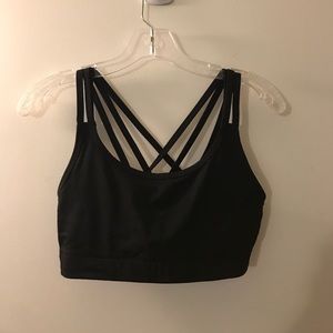 GapFit Sports Bra