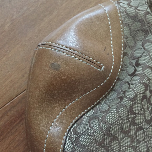 Authentic Coach Bag!! - Picture 3 of 4