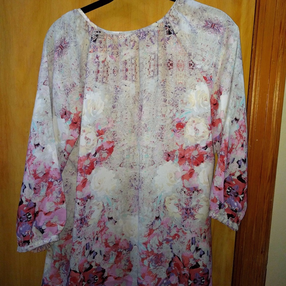 Flowy Floral Blouse, sz L