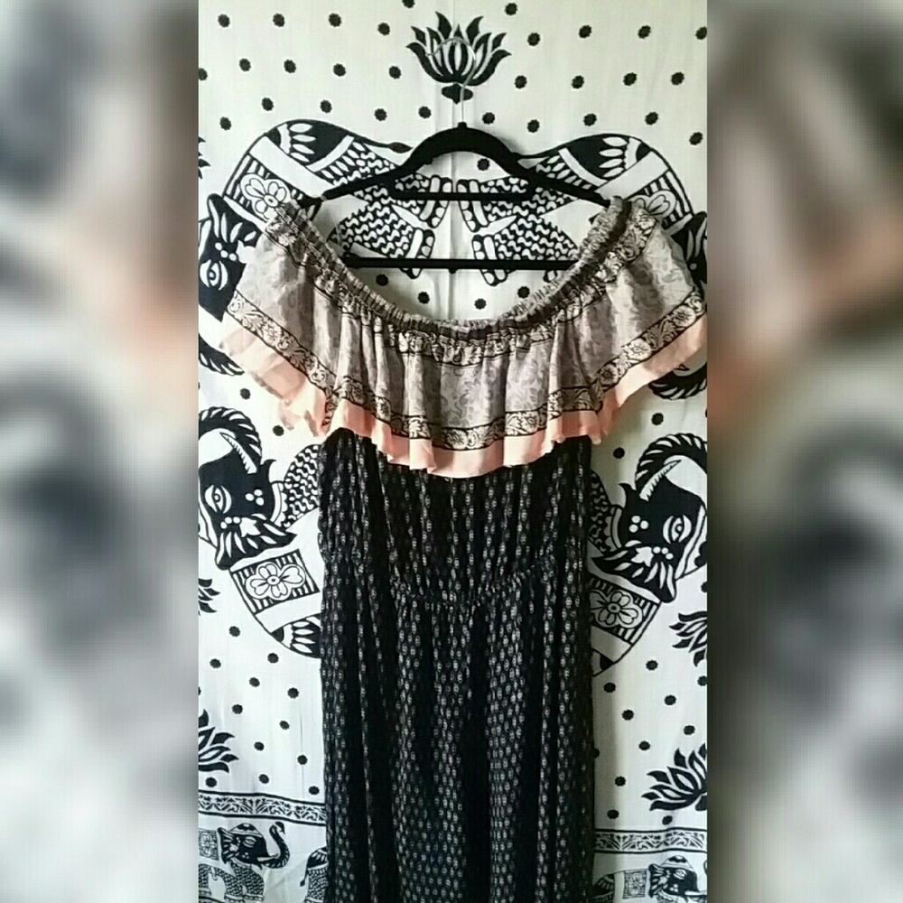 Off- the-shoulder floral Jumpsuit