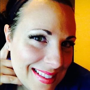 Meet your Posher, Libby