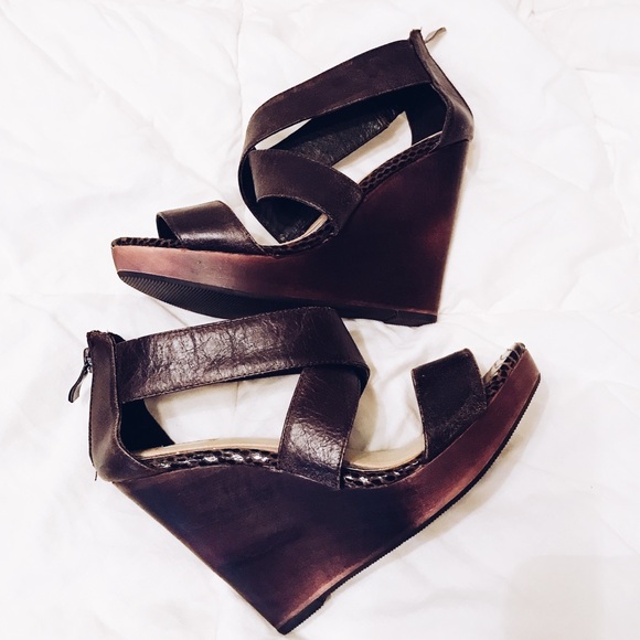 NUDE Dark Brown Strappy Leather Wedges. NWOT. - Picture 1 of 8
