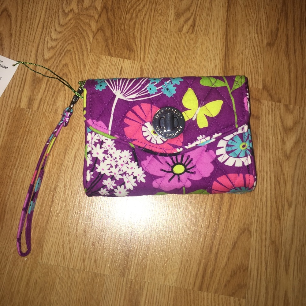 Vera Bradley Smartphone Wristlet