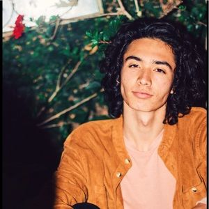 Meet your Posher, Connor