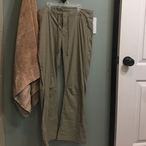 Columbia Advanced Repellency pants
