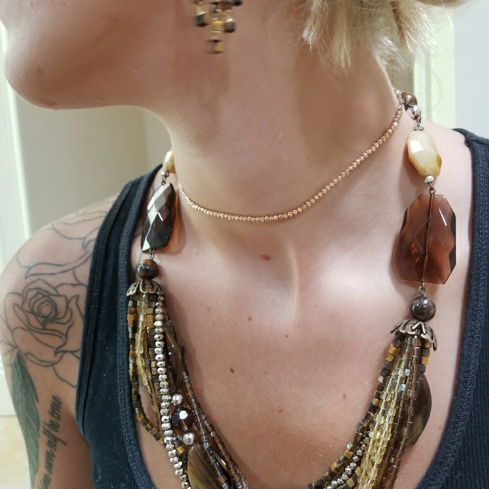 Necklace, earrings and bracelets OH MY!! 😍