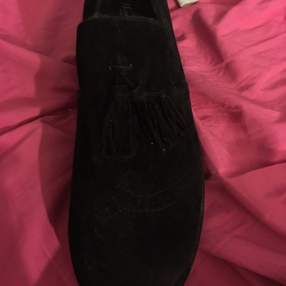 Black tasseled, loafers - Picture 2 of 2