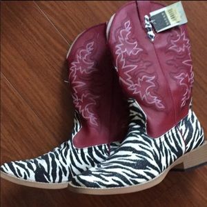 Roper ladies boots glitter Zebra and red Sz 9