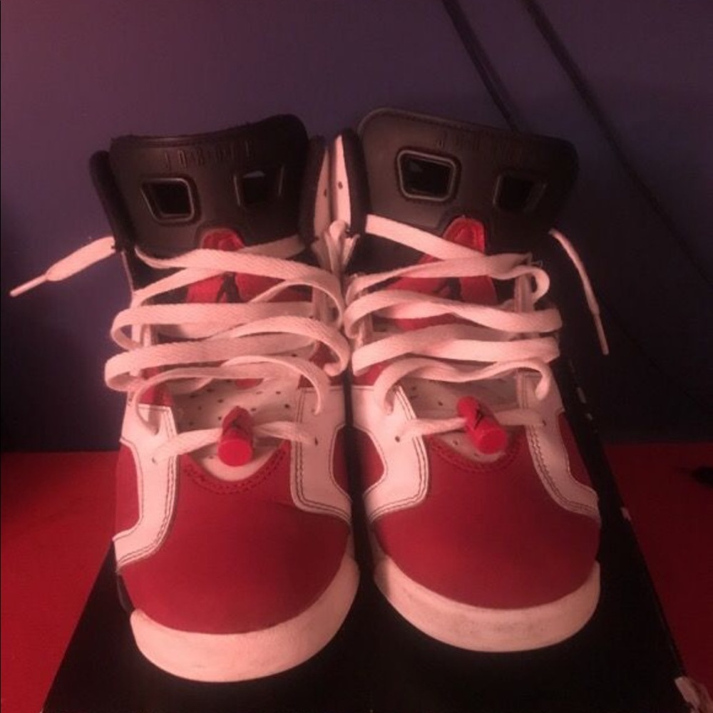 Carmine 6s