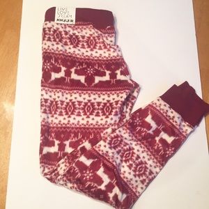 ☃️Brand New Fleece Pajama Set❄️