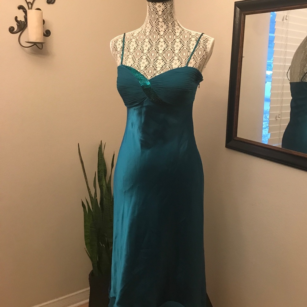 Beautiful cache dress