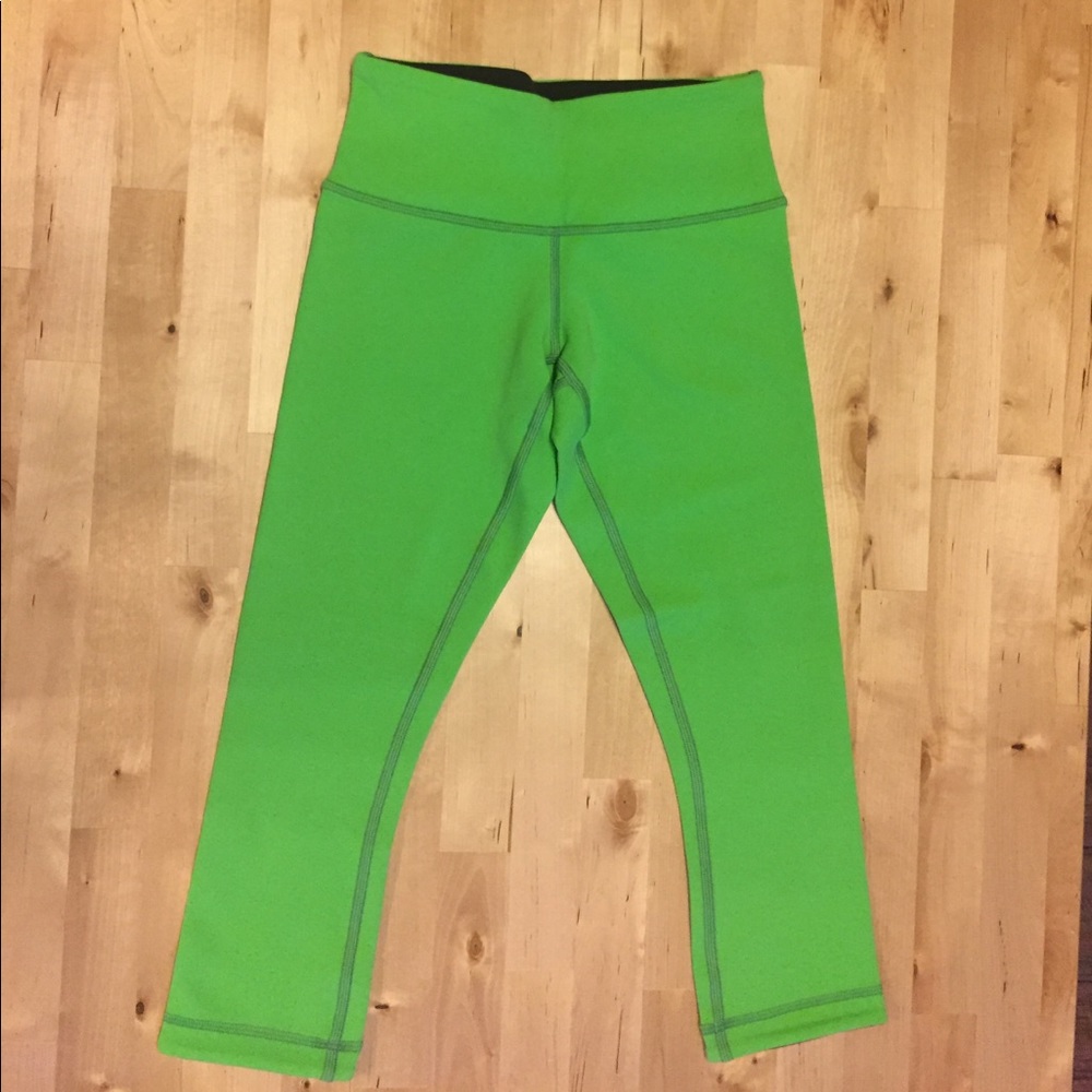 Green/Lime Lululemon Cropped Wunder Under Leggings