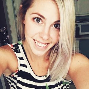 Meet your Posher, Alicia