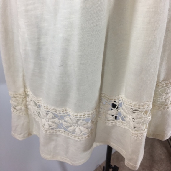 Mossimo Top - Picture 2 of 3