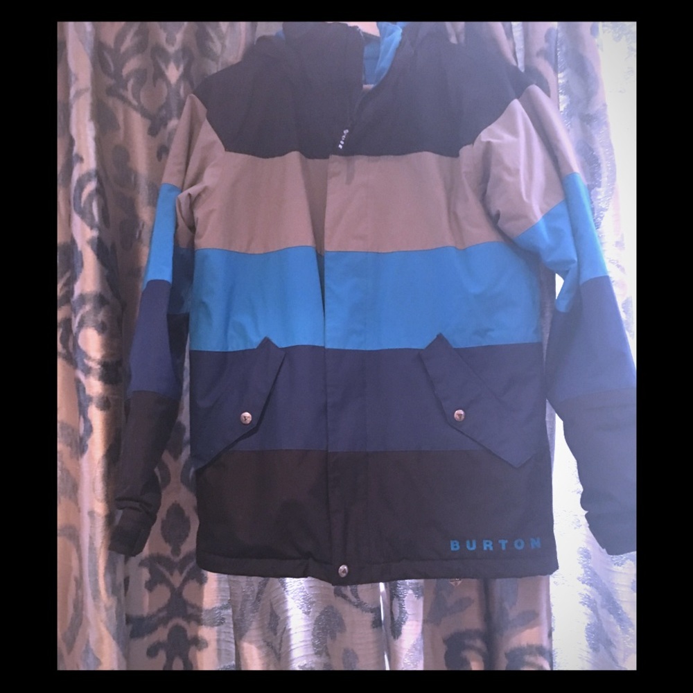 🏂Burton boys XL snowboarding jacket🏂