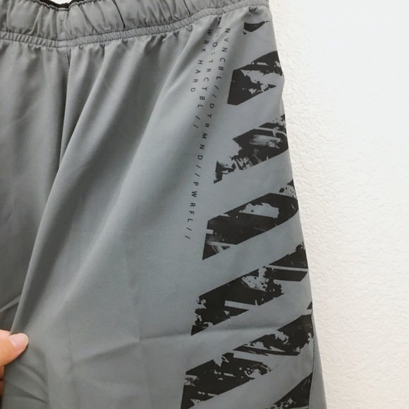 REEBOK  - Men's Athletic Shorts - Picture 4 of 5