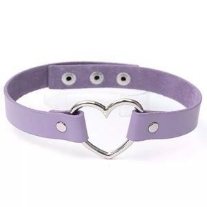 Punk rock Bondage heart purple choker 💜💜