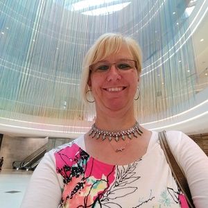 Meet your Posher, Michelle