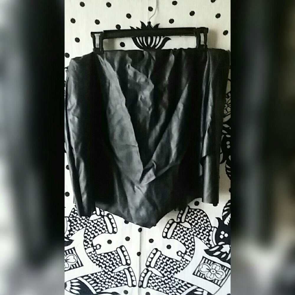 Boohoo asymmetrical skort