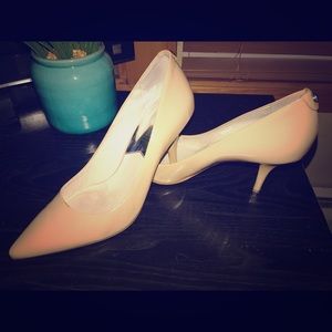 Michael Kors Dorothy Patent Leather Pump