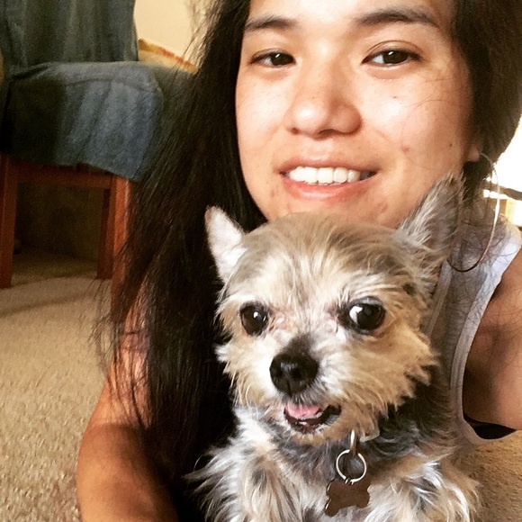 Meet your Posher Ambassador, Darcy - Picture 3 of 8