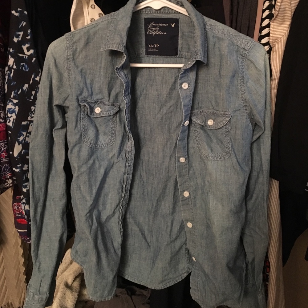 Denim American Eagle shirt
