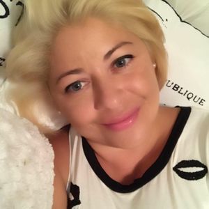 Meet your Posher, Noemi