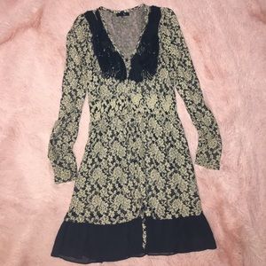 Ryu black lace top! Size M