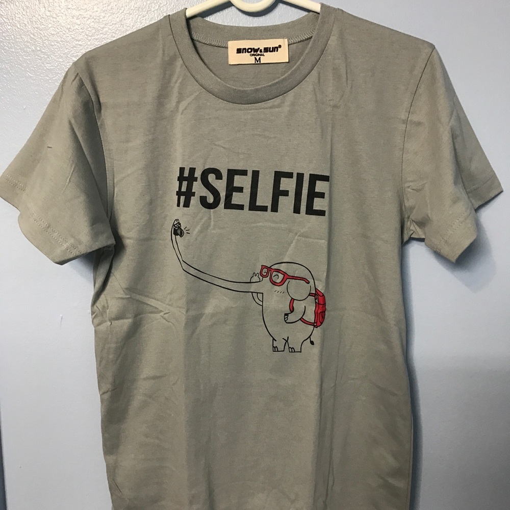 Graphic T shirt #selfie made in Thailand
