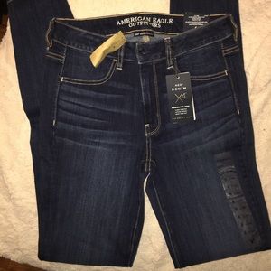 NWT AMERICAN EAGLE JEANS