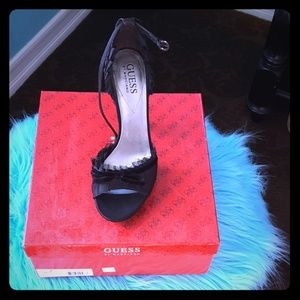 Guess "Silky" Dress Shoe