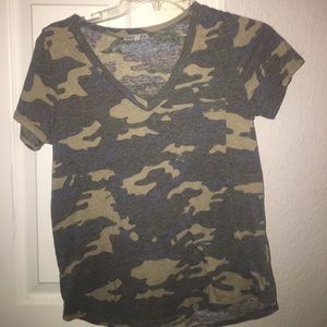 Charlotte russe camo tee with pocket