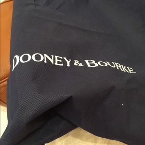 NWT Dooney and Bourne bucket bag