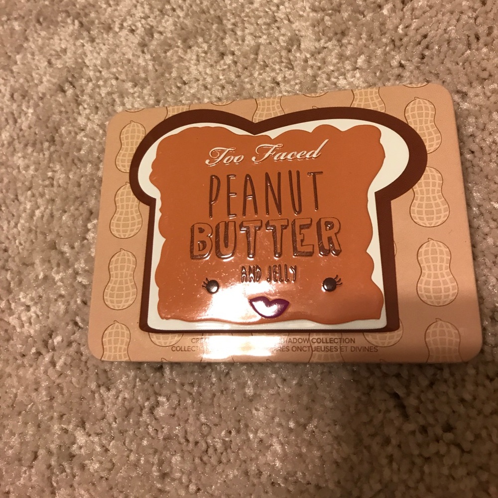 Too faced peanut butter and jelly palette