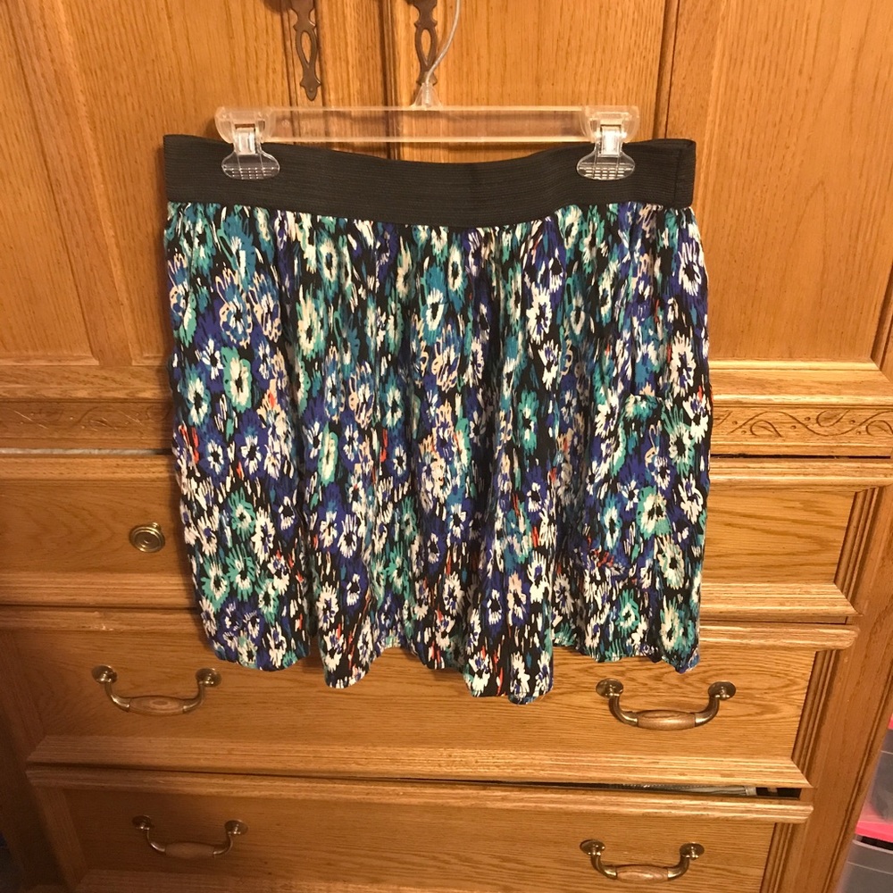 Forever 21 + blue and green skirt size 3X