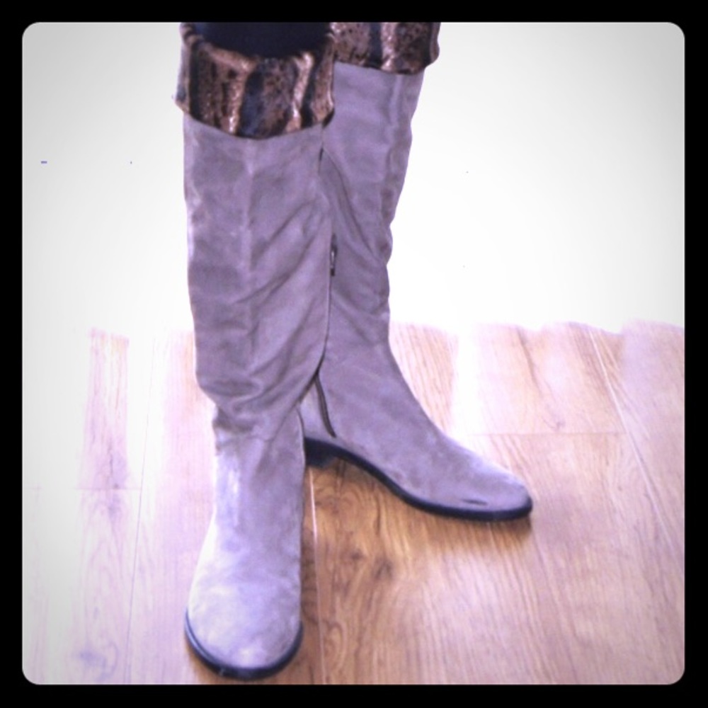 💯 Stuart Weitzman Tan Suede/Natural Fur Boots