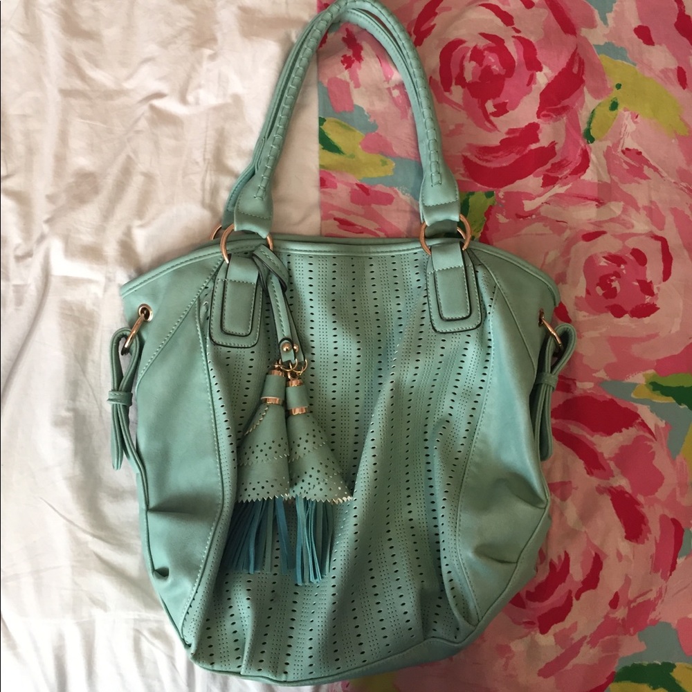 CLOSET CLOSING 11/4! Melie Bianco Green Handbag!
