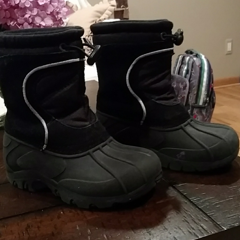 Boys snow boots
